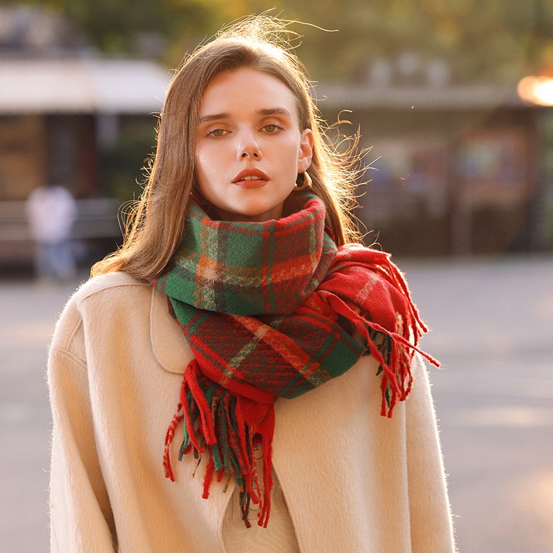 Thick winter warm scarf, 200*34 cm (excluding tassels),90% sheep wool - Image 3