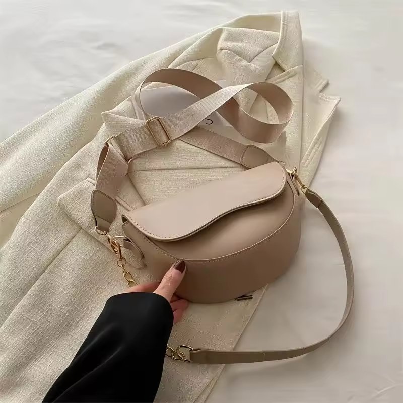 Classic Crossbody Bag for Travel, 16*18cm - Image 5