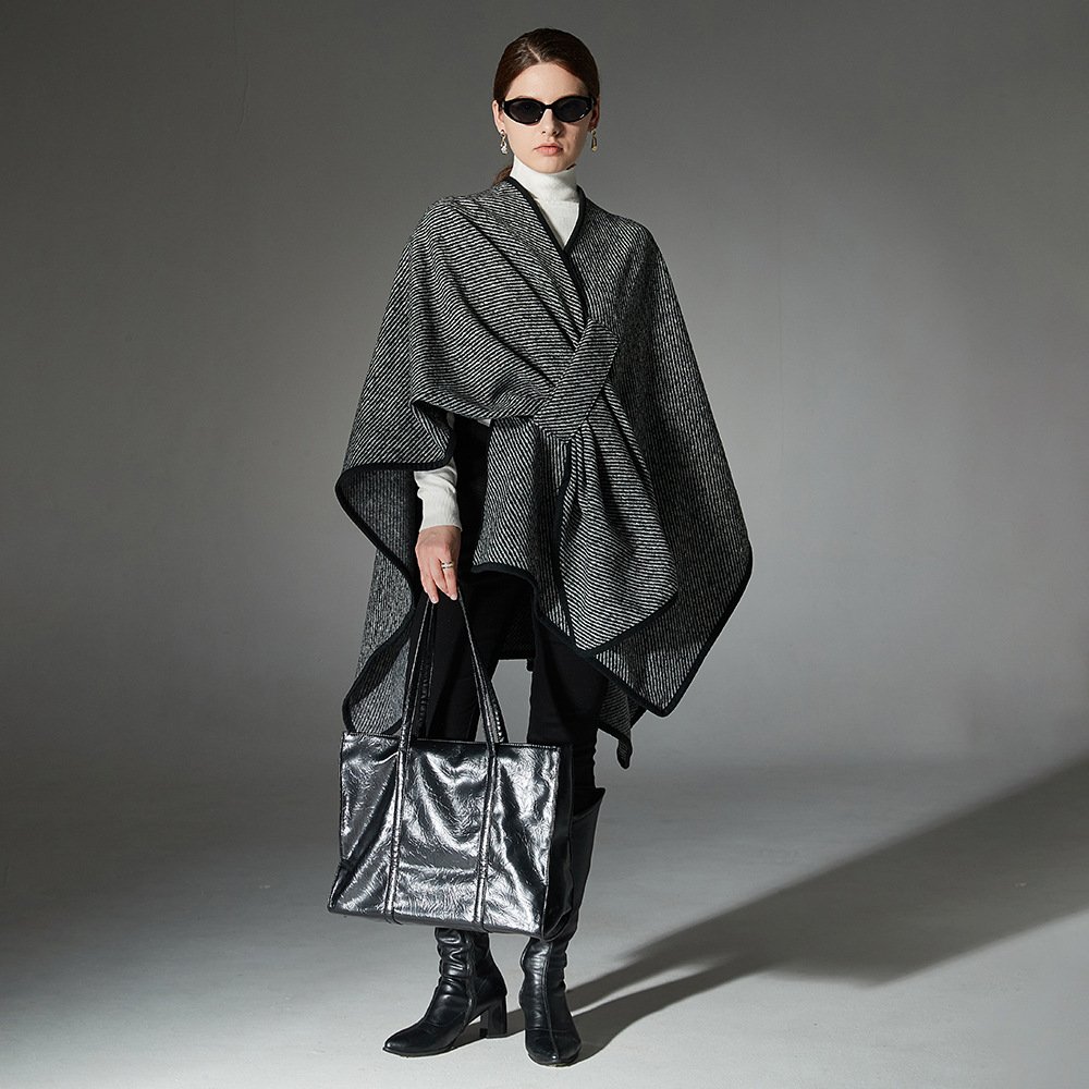 Fashion and Classic Warm Scarf, 33*200cm - Image 2