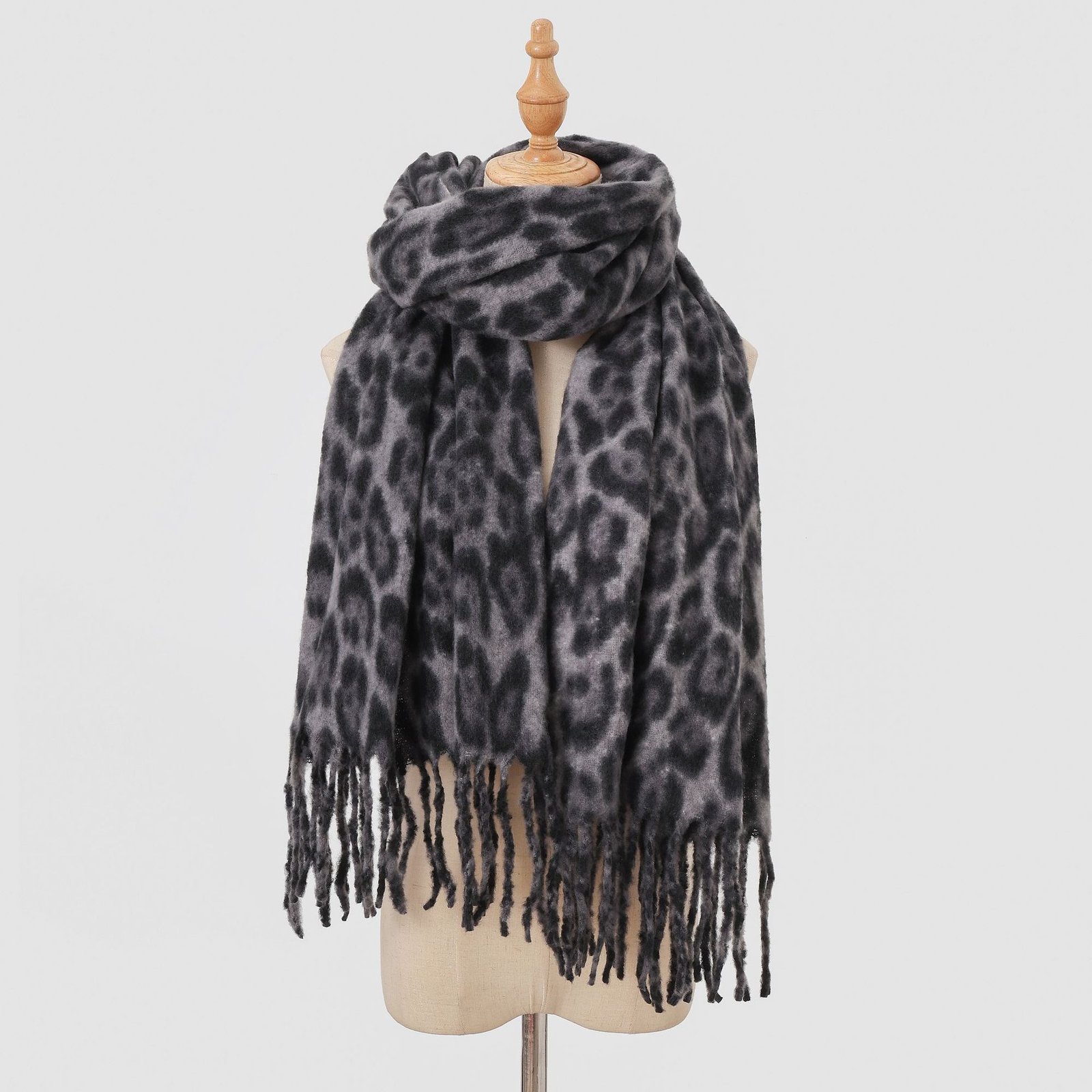 Womens Cashmere Scarf - Image 7