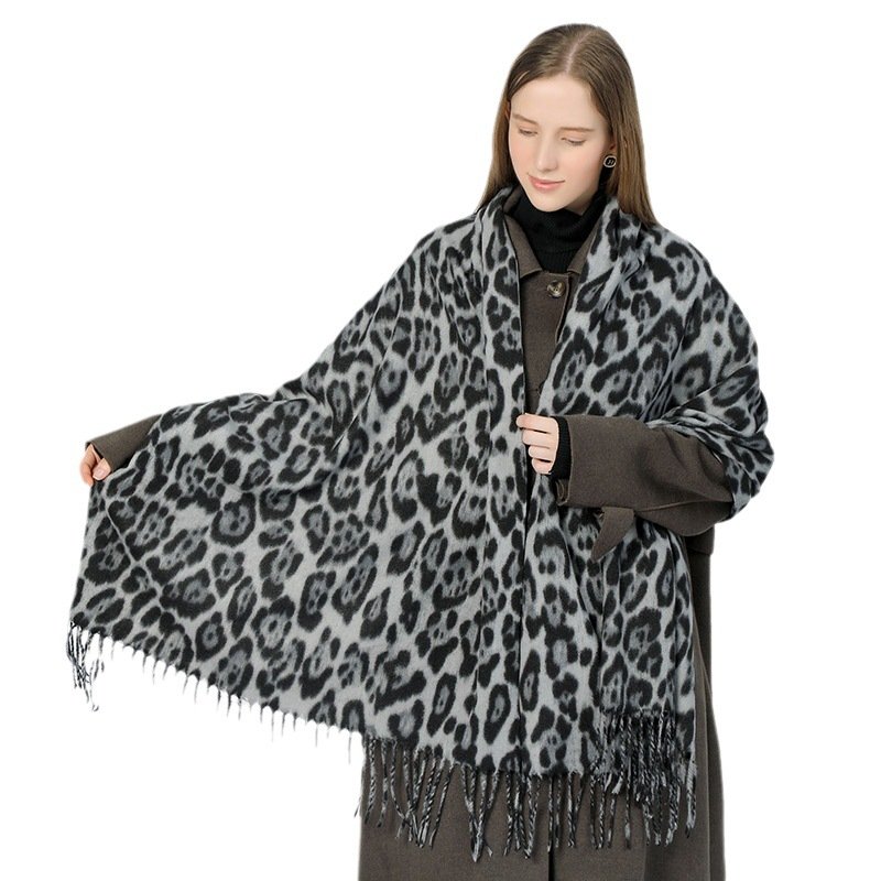 Gentle and stylish double-sided design scarf:35*195cm - Image 4